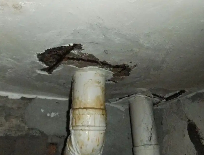 金凤卫生间漏水维修公司浅析金凤卫生间渗水维修的方法